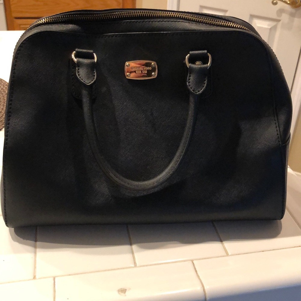 Michael Kors- black-Doctor Bag Purse (NO strap)
